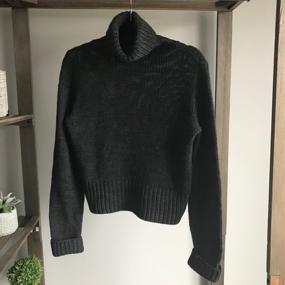 Bulldog Sweaters - Bulldog Gray Cozy Turtleneck SweaterSize M